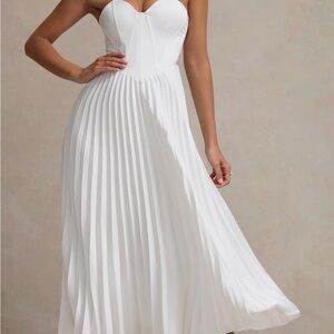 Club L London Strapless White Pleated Dress